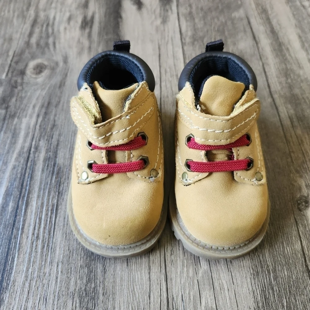 Brahma Tucker Tan Work Boots with Red Laces